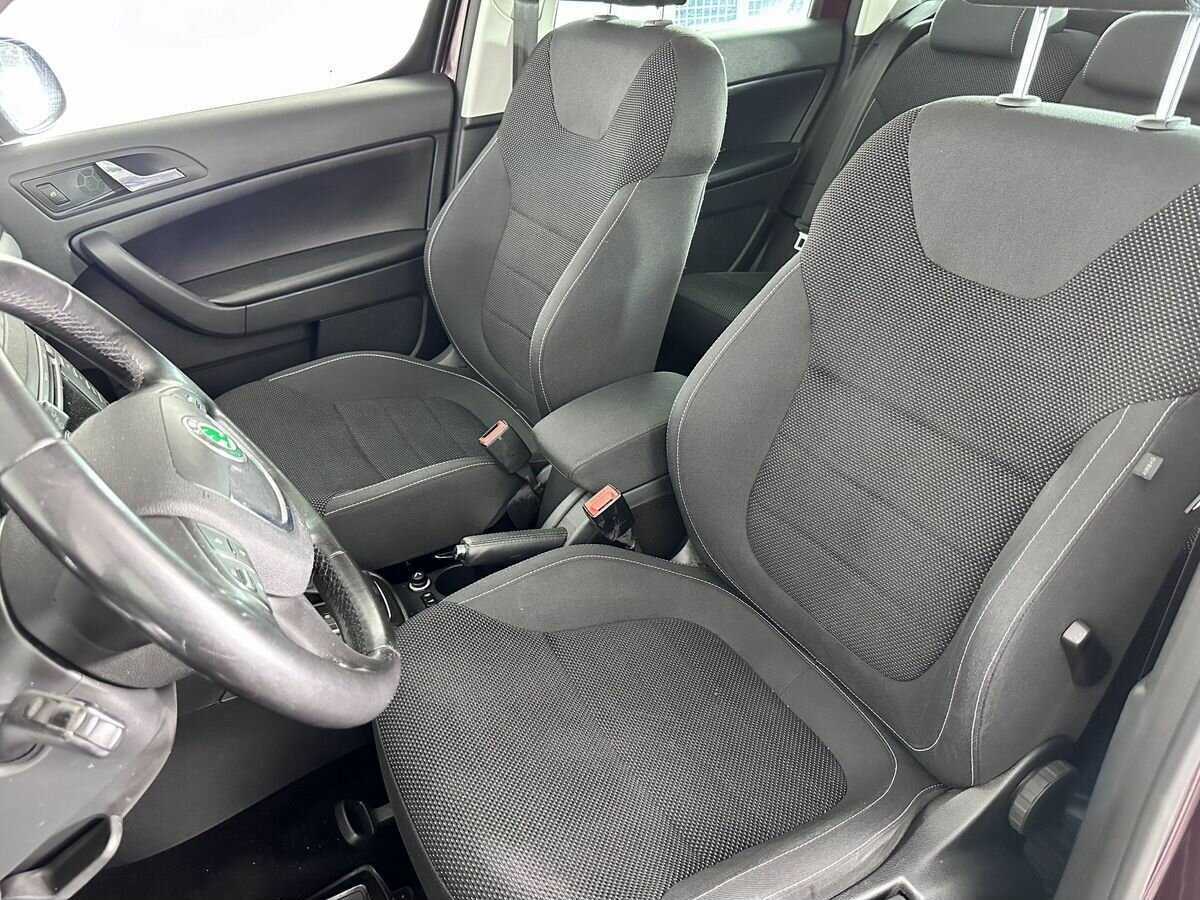 Купить Skoda Yeti с пробегом. Фото: #7