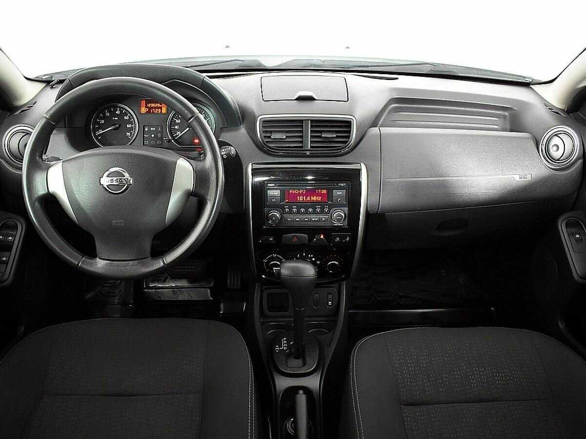 Купить Nissan Terrano с пробегом. Фото: #9