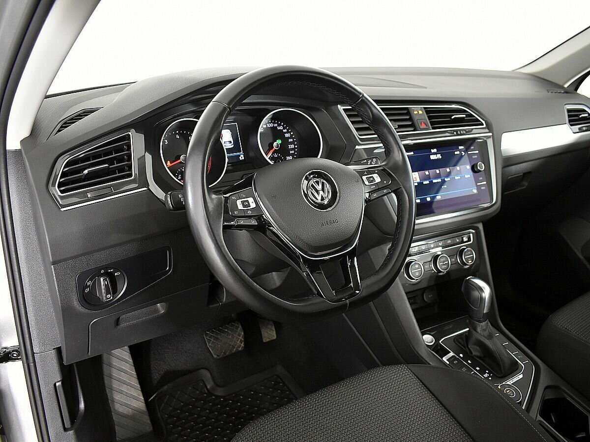 Купить Volkswagen Tiguan с пробегом. Фото: #6