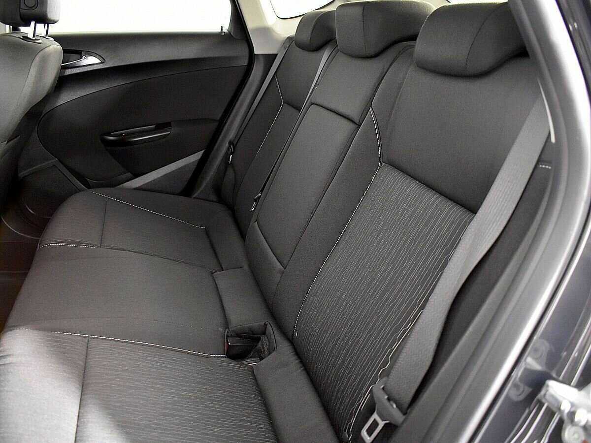 Купить Opel Astra с пробегом. Фото: #8