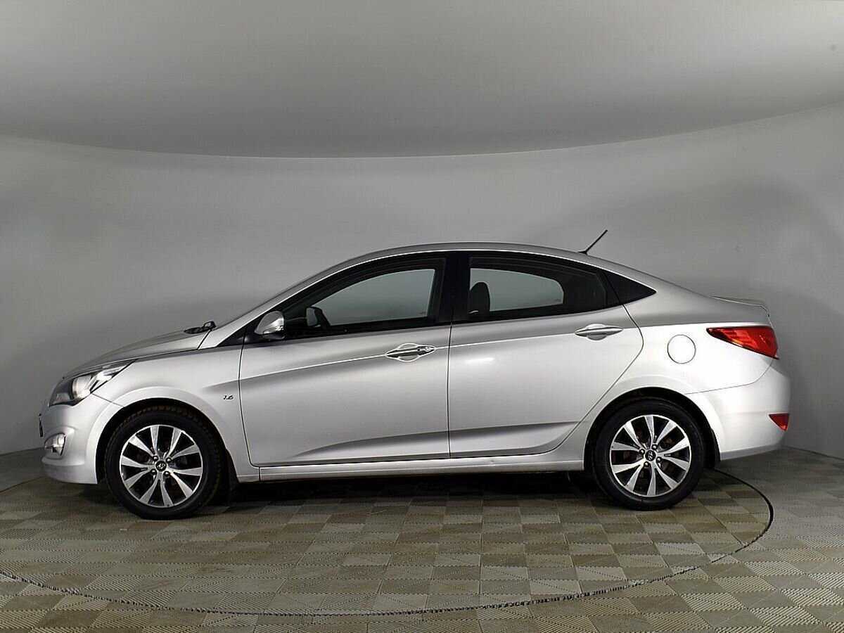 Купить Hyundai Solaris с пробегом. Фото: #5