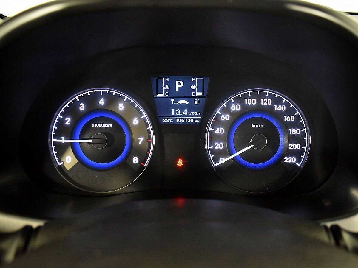 Купить Hyundai Solaris с пробегом. Фото: #11