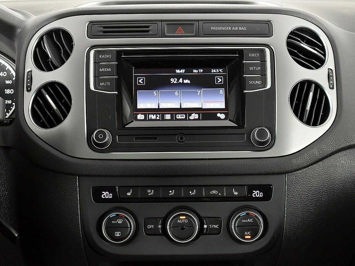 Купить Volkswagen Tiguan с пробегом. Фото: #12