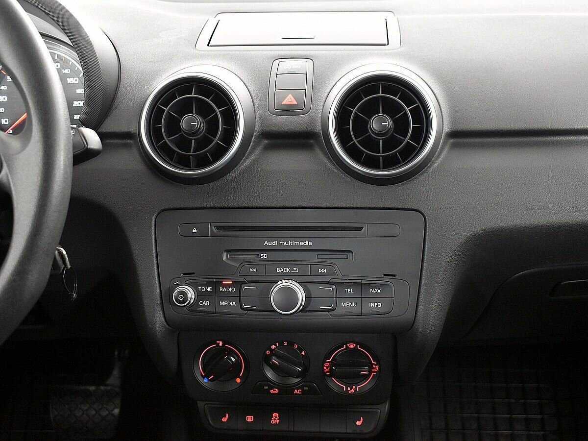 Купить Audi A1 с пробегом. Фото: #12