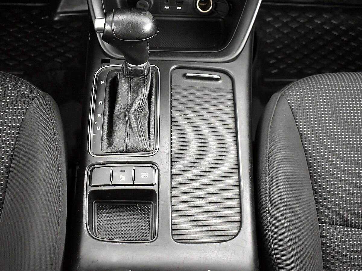 Купить Kia Sorento с пробегом. Фото: #13