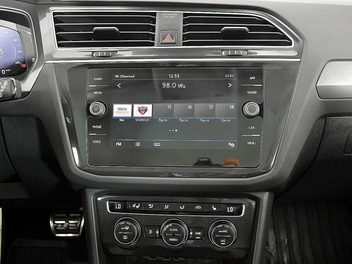 Купить Volkswagen Tiguan с пробегом. Фото: #11