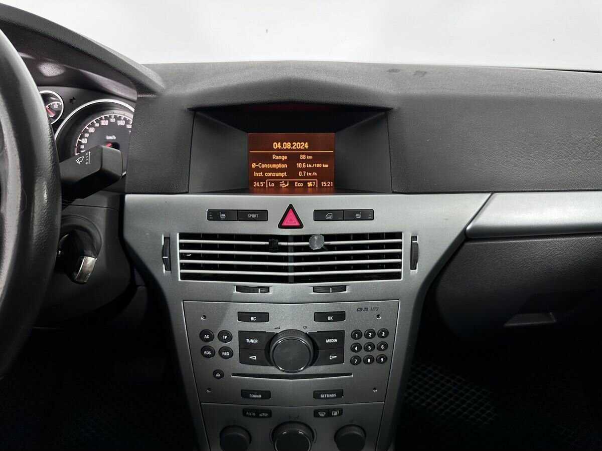 Купить Opel Astra с пробегом. Фото: #9