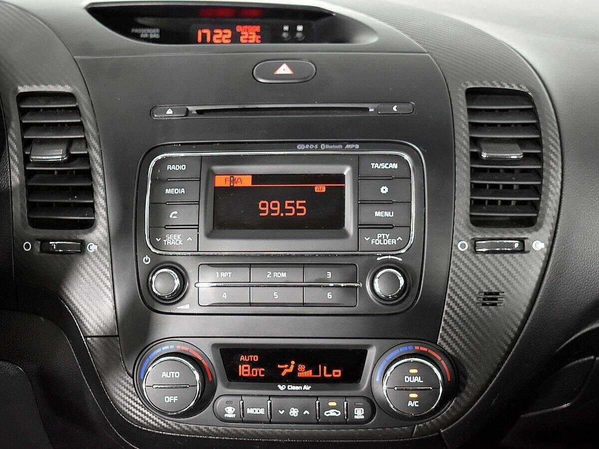 Купить Kia Cerato с пробегом. Фото: #12