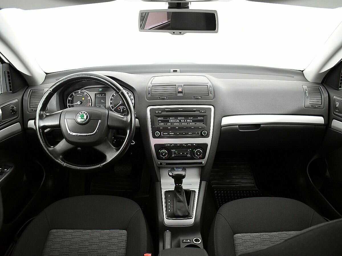 Купить Skoda Octavia с пробегом. Фото: #9