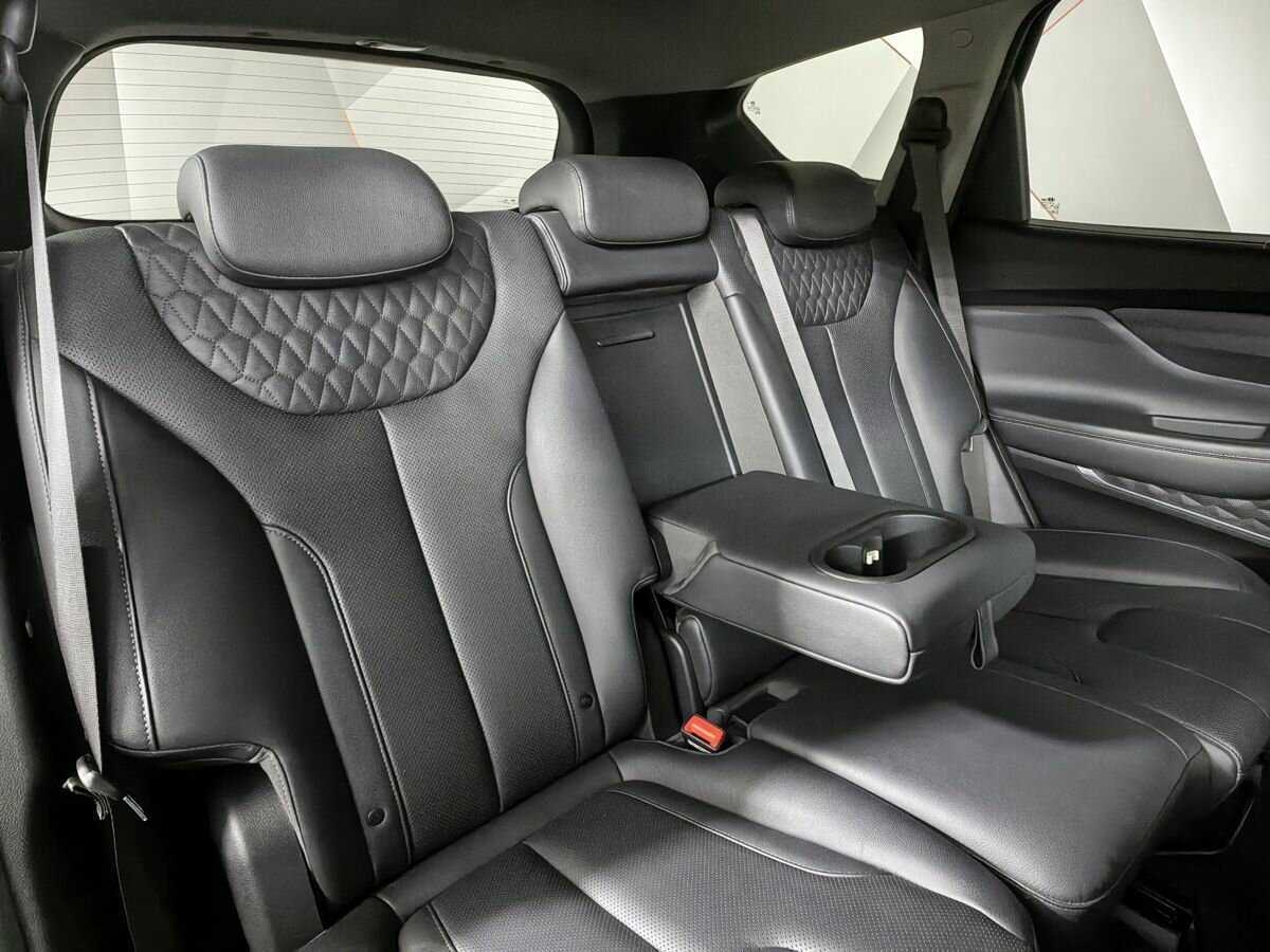Купить Hyundai Santa Fe с пробегом. Фото: #12