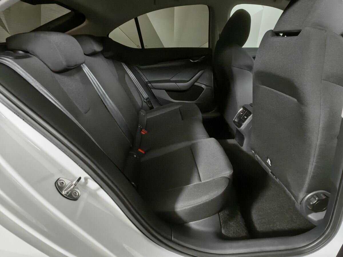 Купить Skoda Octavia с пробегом. Фото: #11