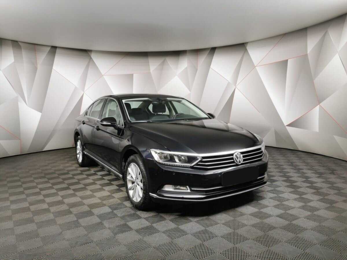 Купить Volkswagen Passat с пробегом. Фото: #2