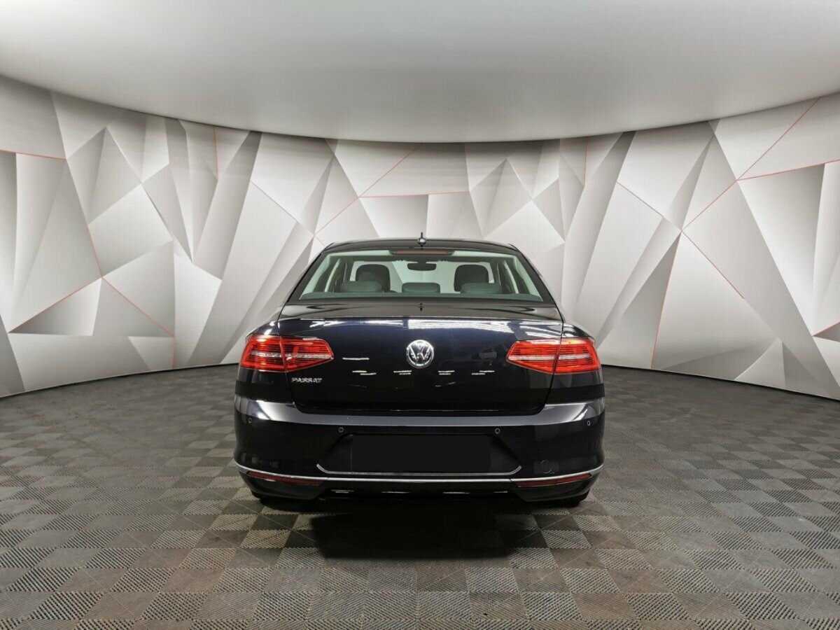 Купить Volkswagen Passat с пробегом. Фото: #7