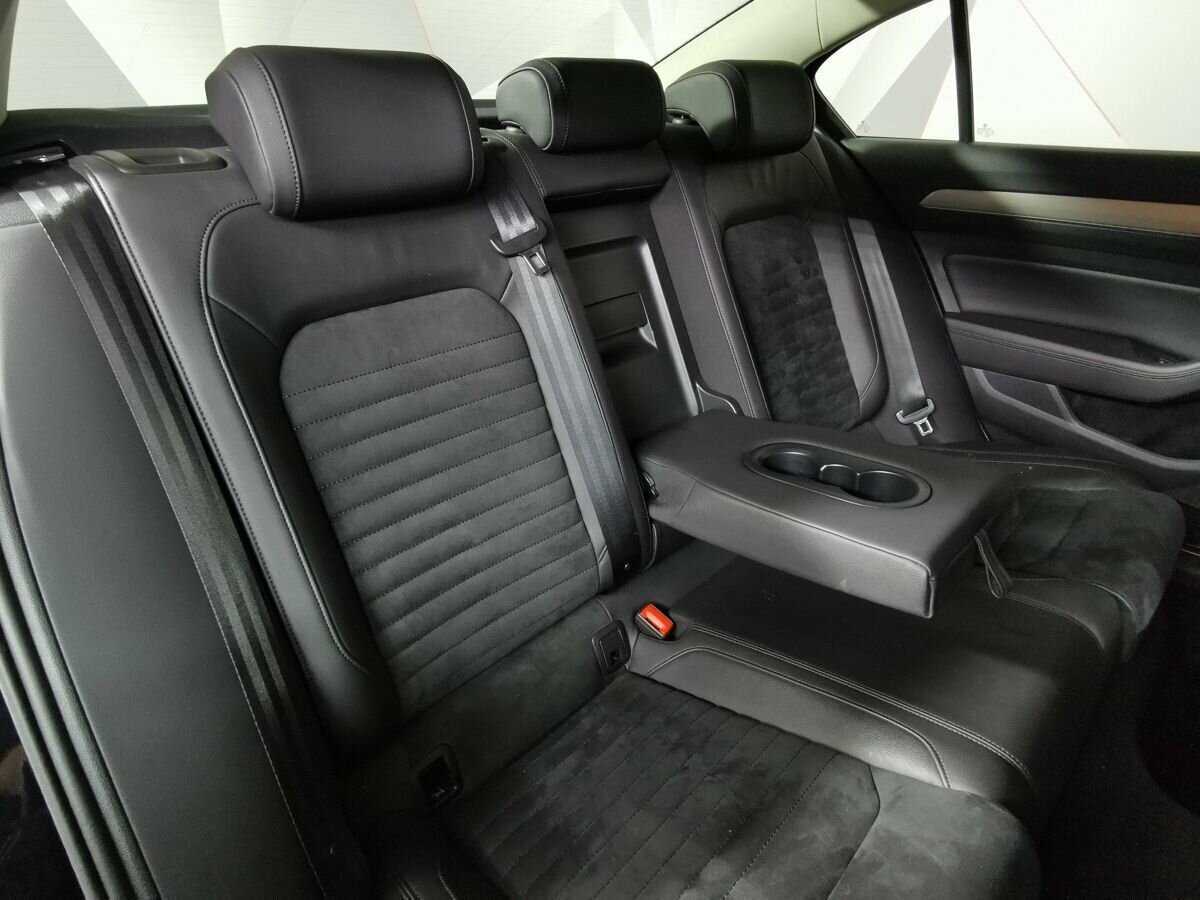 Купить Volkswagen Passat с пробегом. Фото: #12
