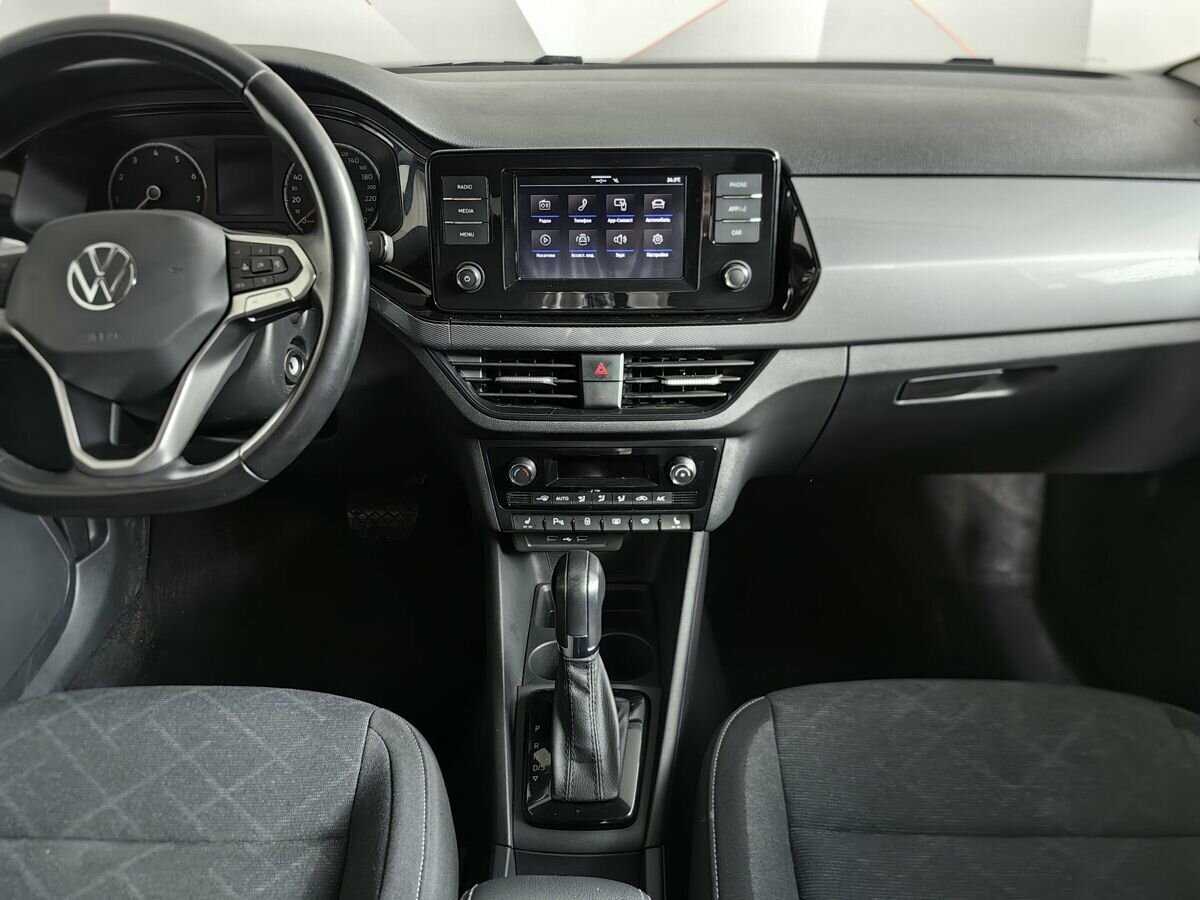 Купить Volkswagen Polo с пробегом. Фото: #10