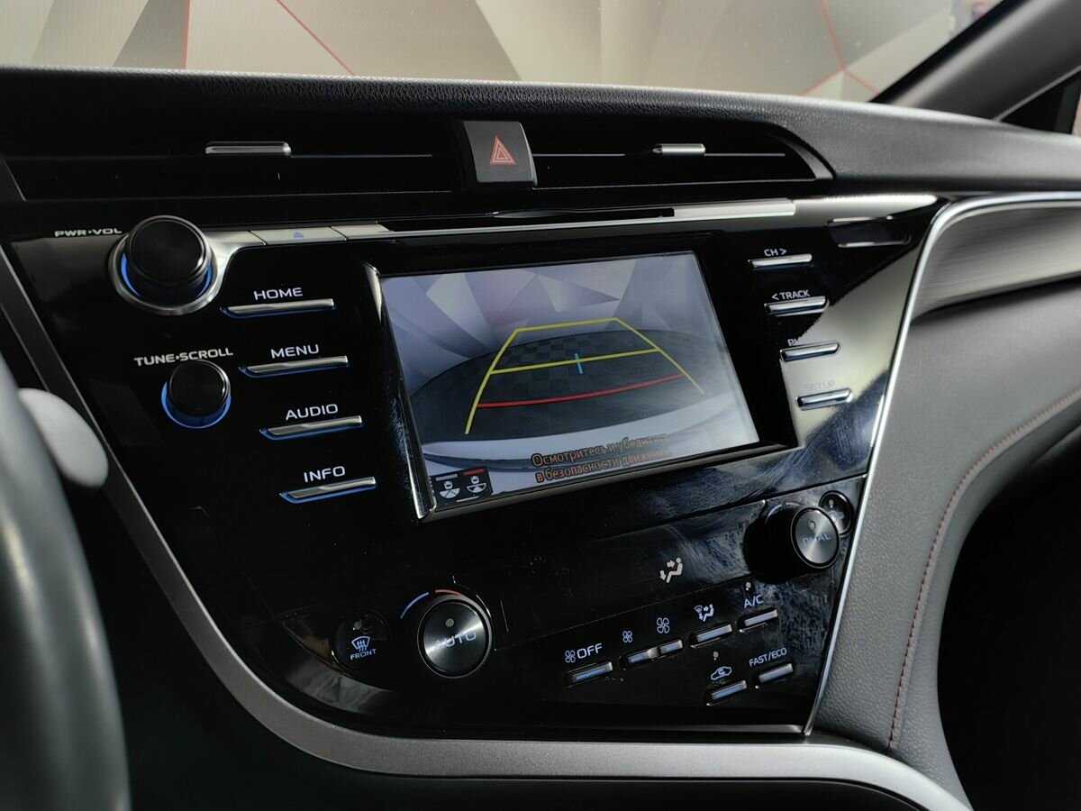 Купить Toyota Camry с пробегом. Фото: #15