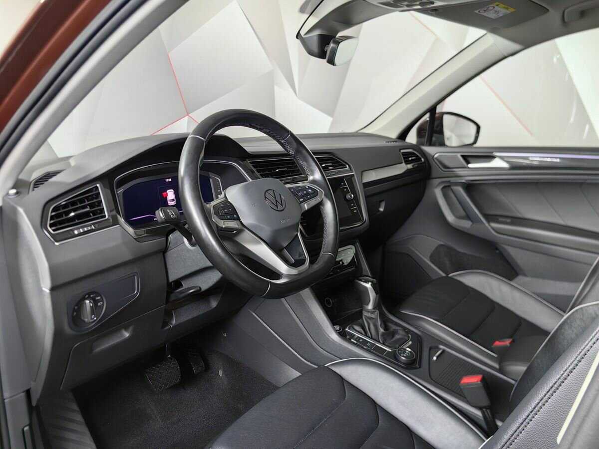 Купить Volkswagen Tiguan с пробегом. Фото: #13