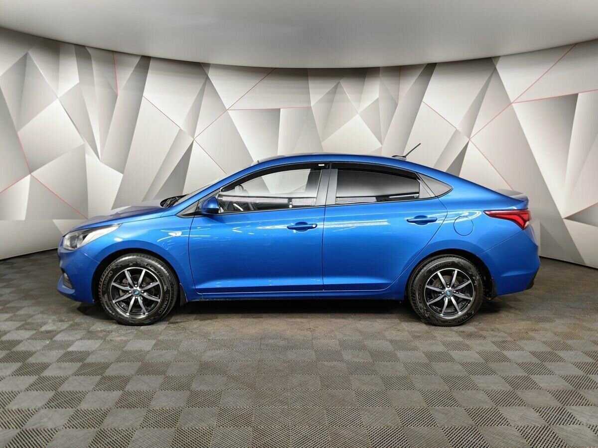 Купить Hyundai Solaris с пробегом. Фото: #4