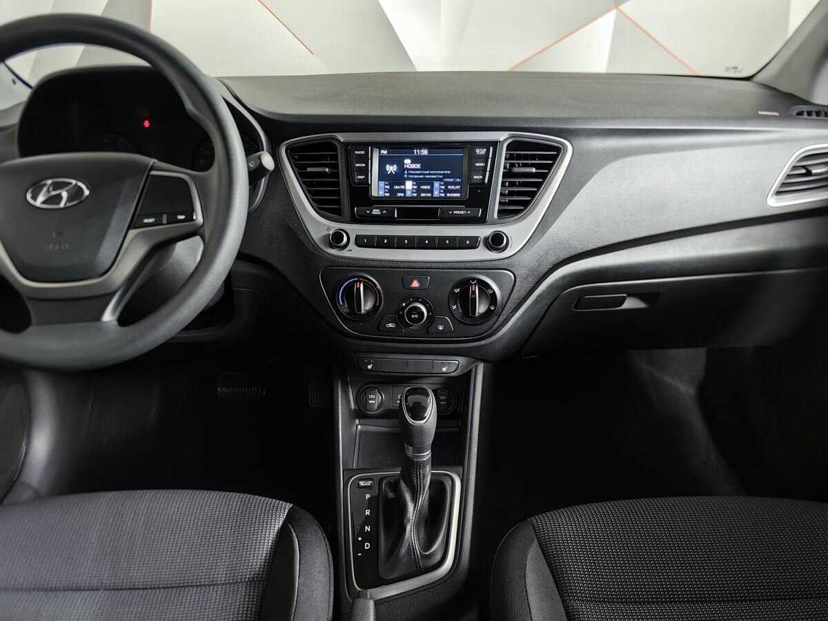 Купить Hyundai Solaris с пробегом. Фото: #10