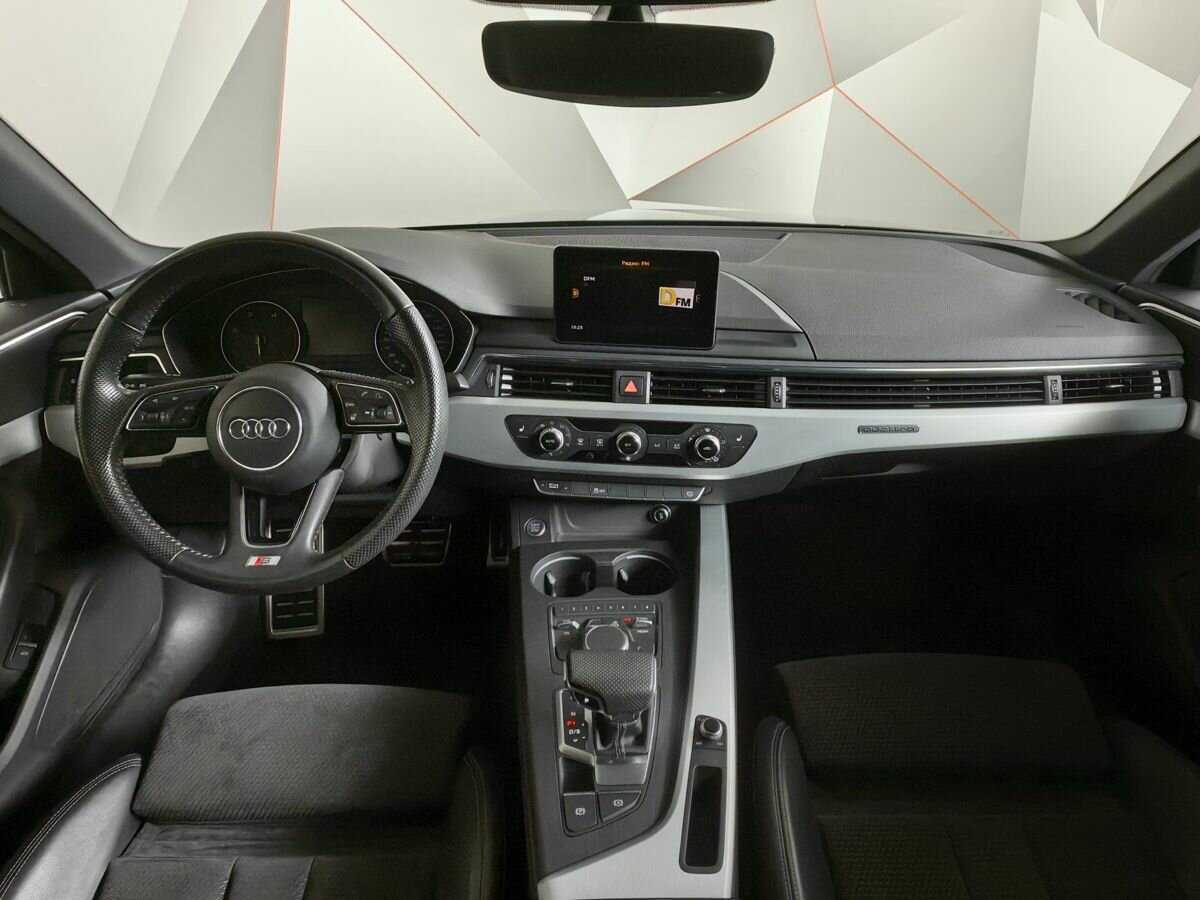 Купить Audi A4 с пробегом. Фото: #9