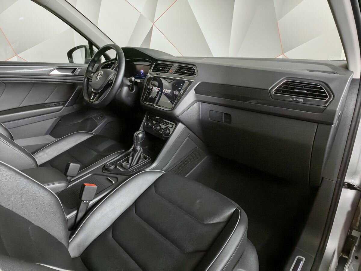 Купить Volkswagen Tiguan с пробегом. Фото: #6