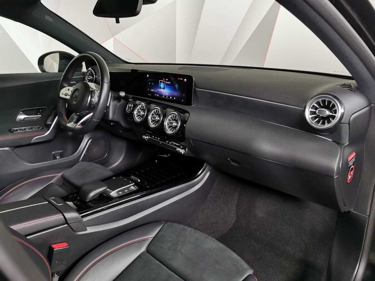 Купить Mercedes-Benz A-Класс с пробегом. Фото: #8