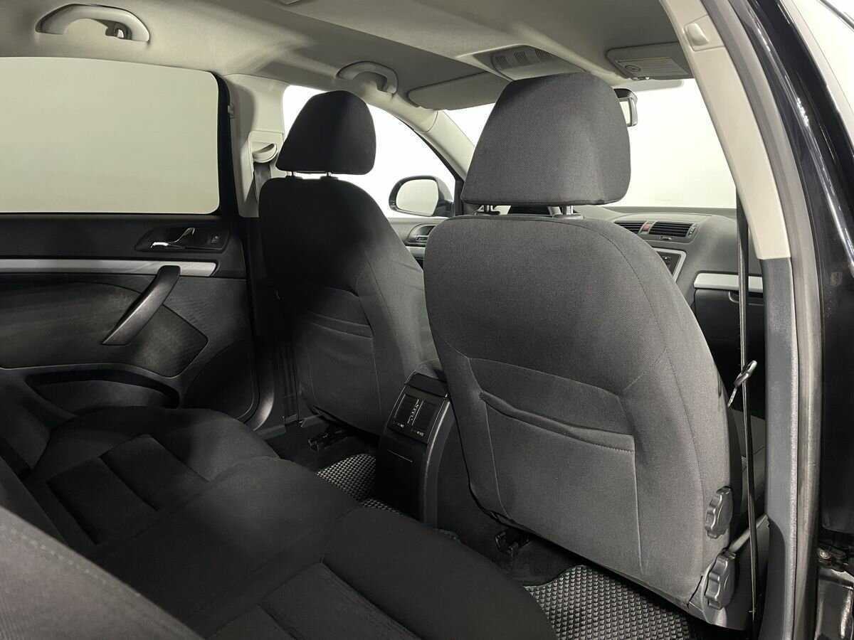 Купить Skoda Octavia с пробегом. Фото: #15