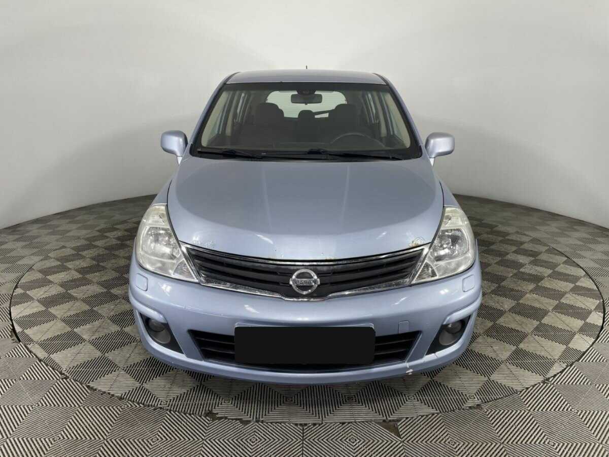 Купить Nissan Tiida с пробегом. Фото: #1