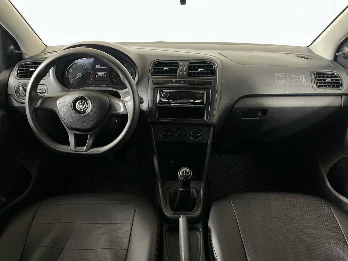 Купить Volkswagen Polo с пробегом. Фото: #6