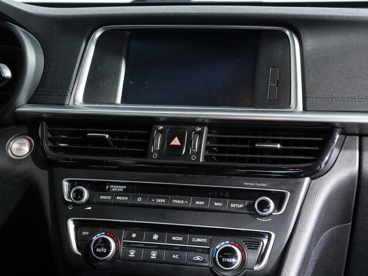 Купить Kia Optima с пробегом. Фото: #12