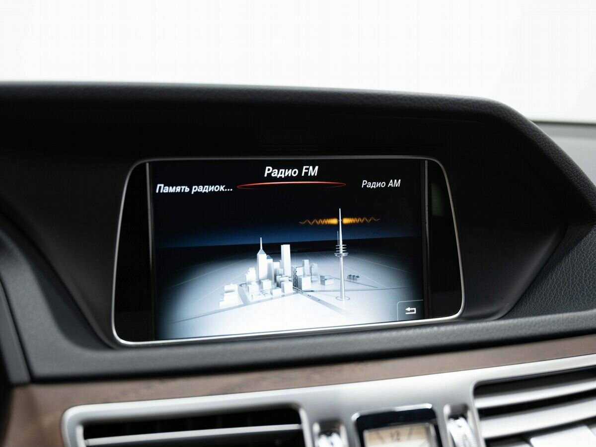 Купить Mercedes-Benz E-Класс с пробегом. Фото: #19