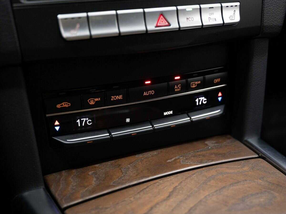 Купить Mercedes-Benz E-Класс с пробегом. Фото: #22