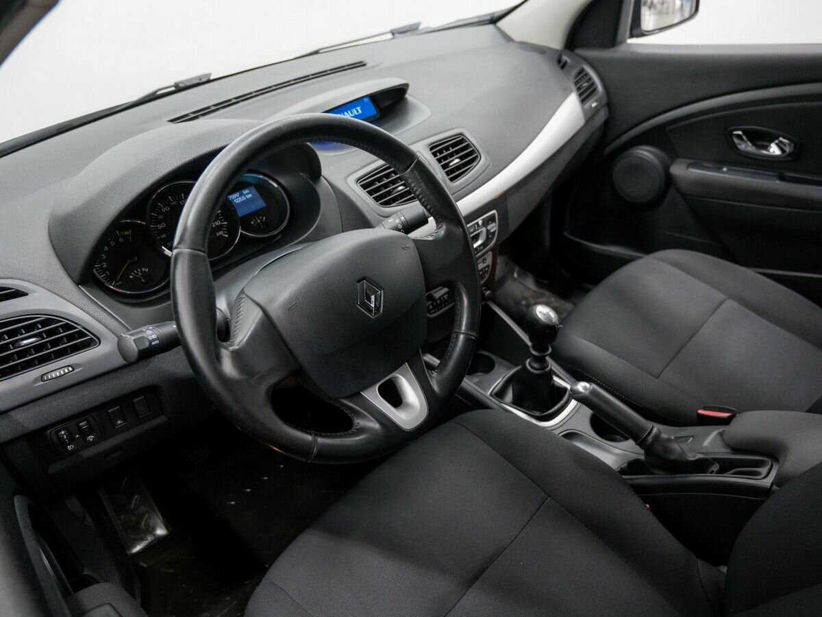 Купить Renault Fluence с пробегом. Фото: #12