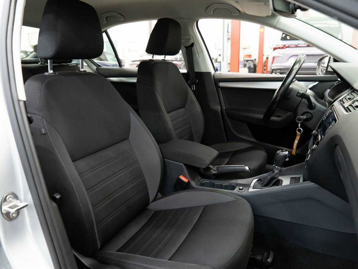 Купить Skoda Octavia с пробегом. Фото: #8