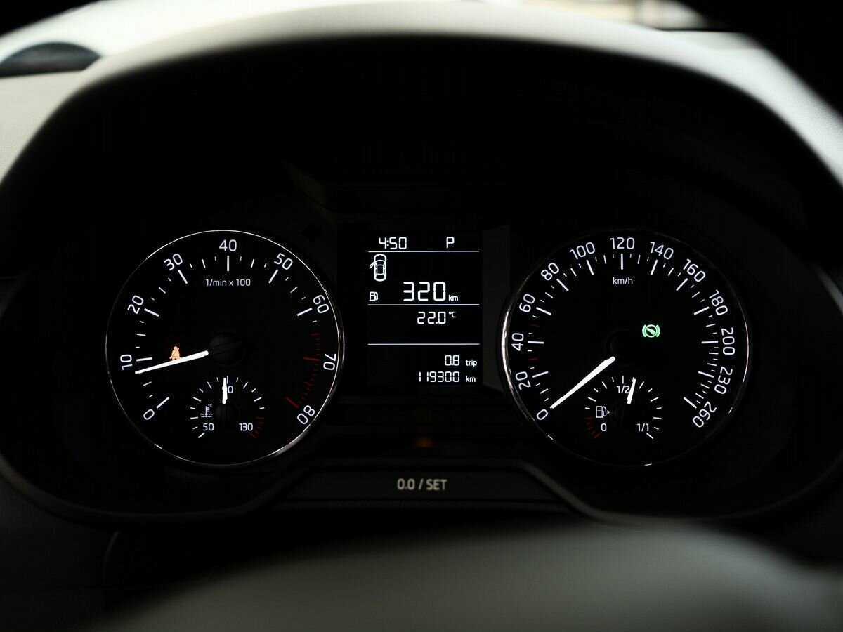 Купить Skoda Octavia с пробегом. Фото: #9