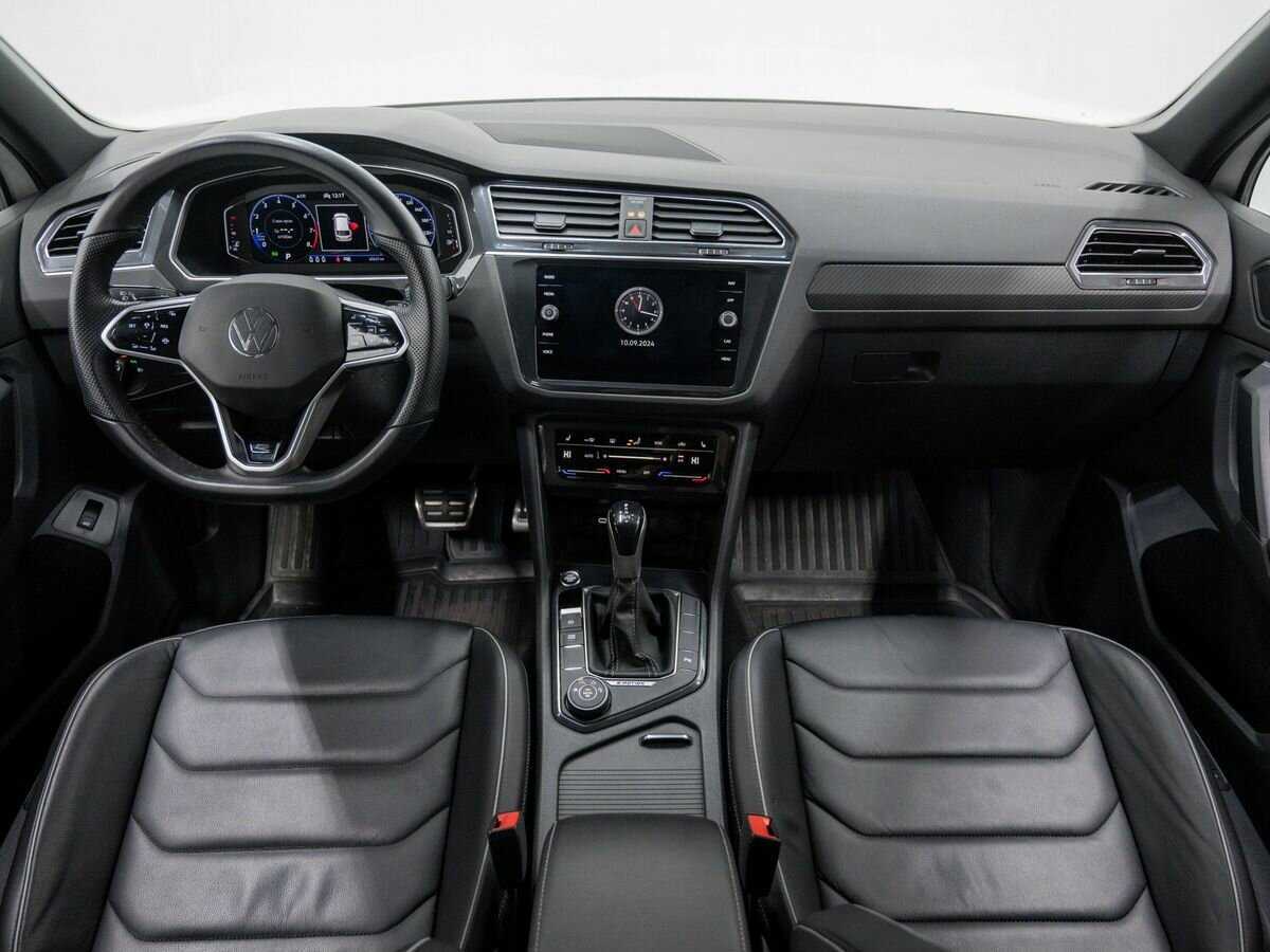 Купить Volkswagen Tiguan с пробегом. Фото: #10