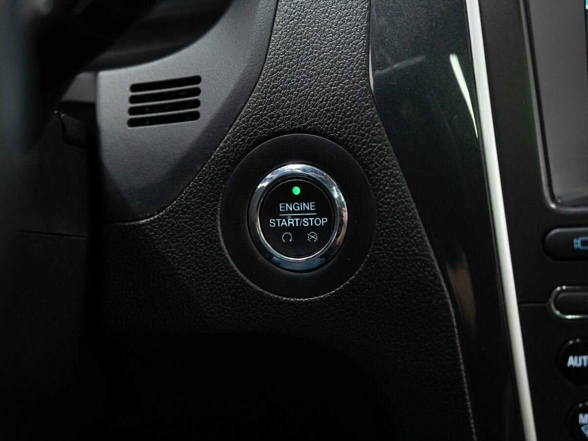 Купить Ford Explorer с пробегом. Фото: #22