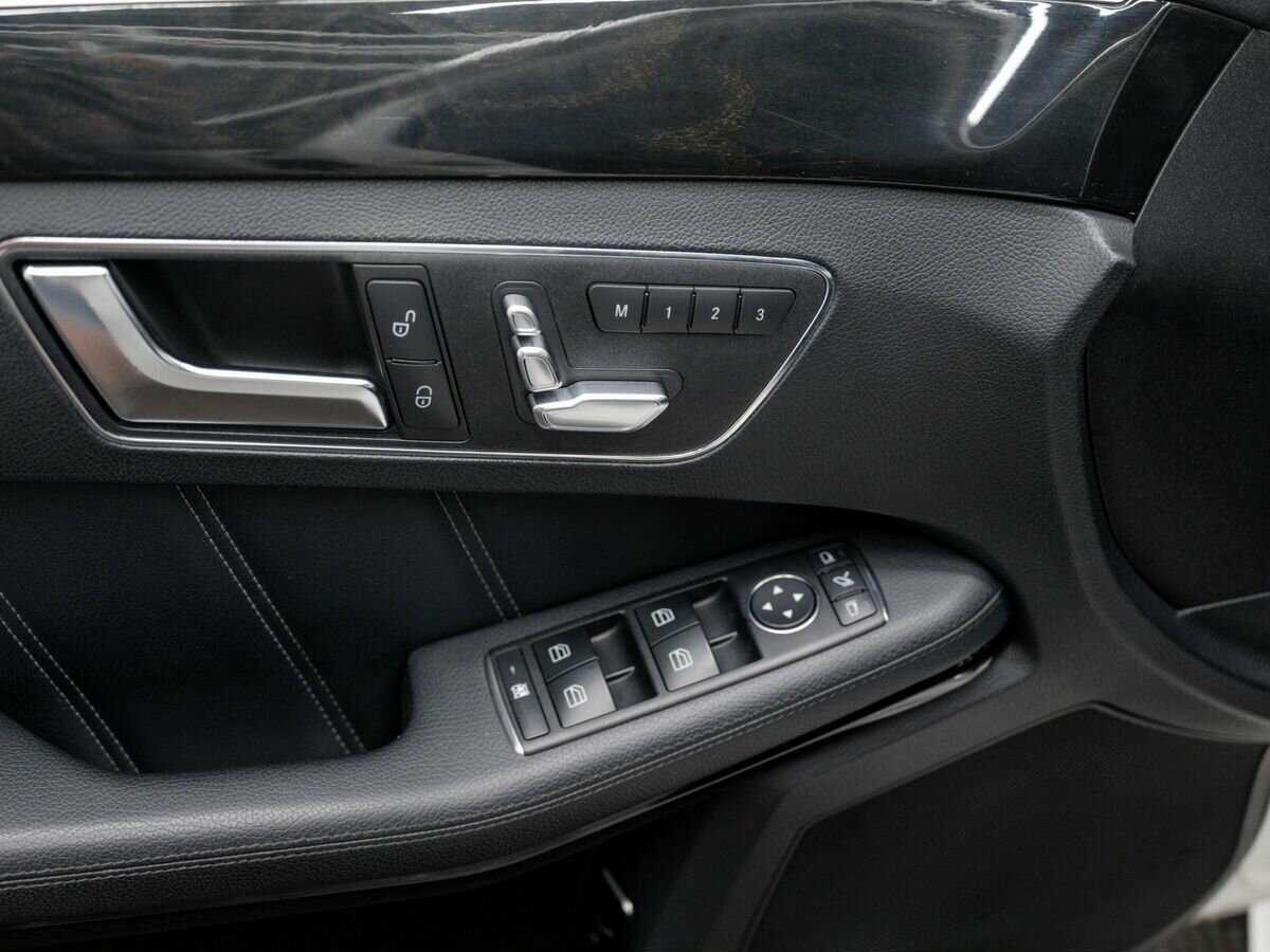 Купить Mercedes-Benz E-Класс с пробегом. Фото: #14
