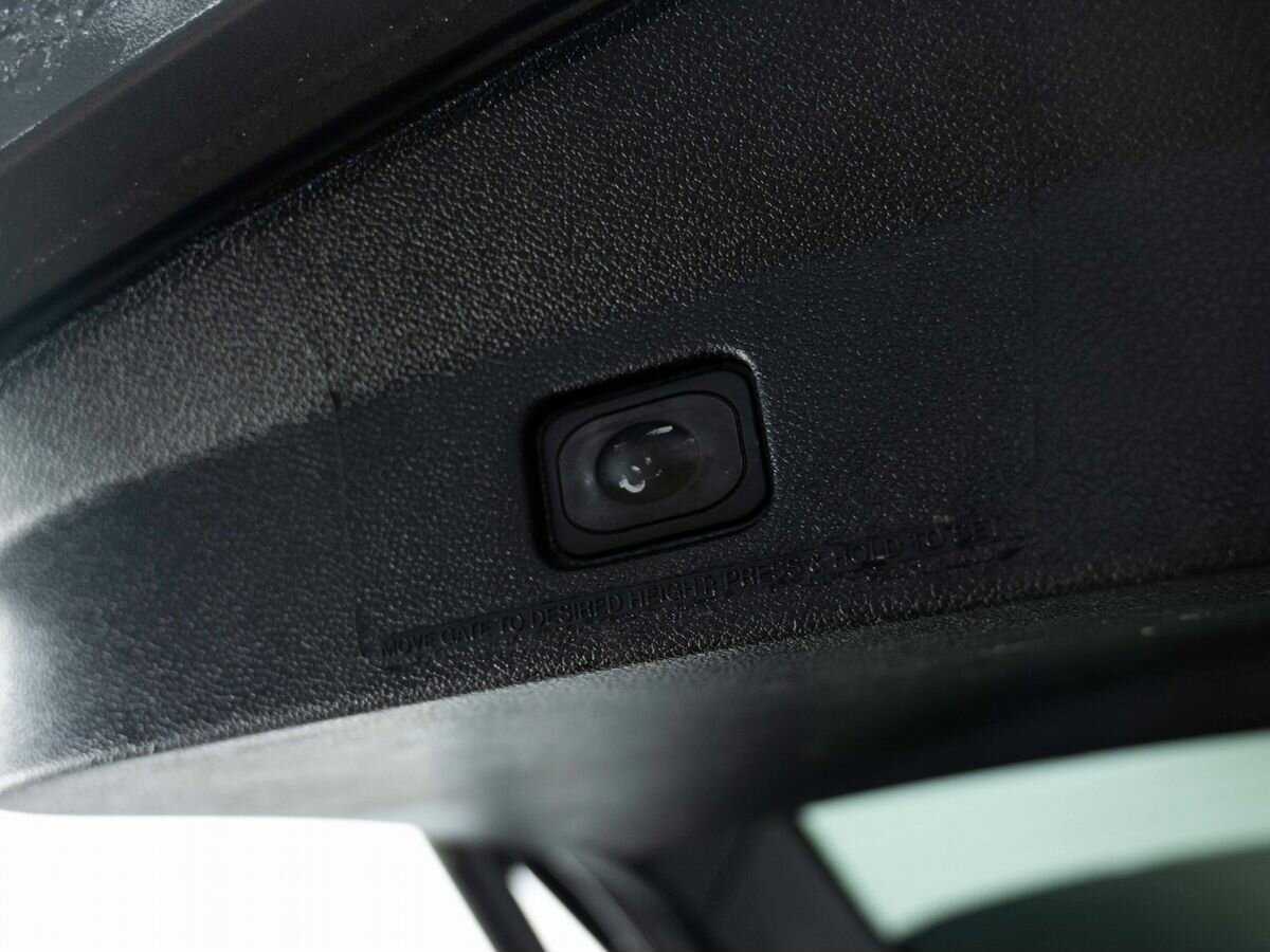 Купить Ford Explorer с пробегом. Фото: #28