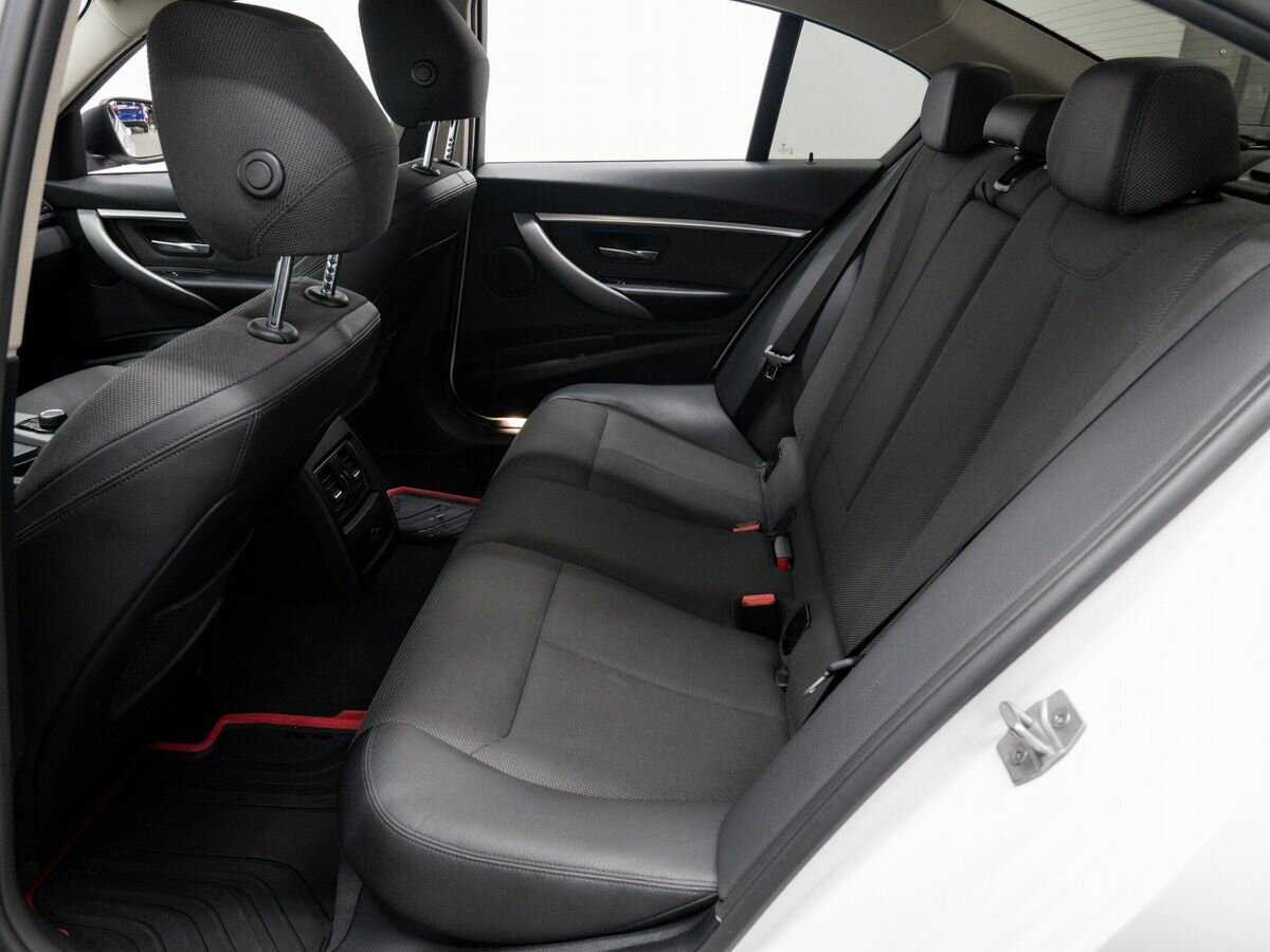 Купить BMW 3 серии с пробегом. Фото: #11