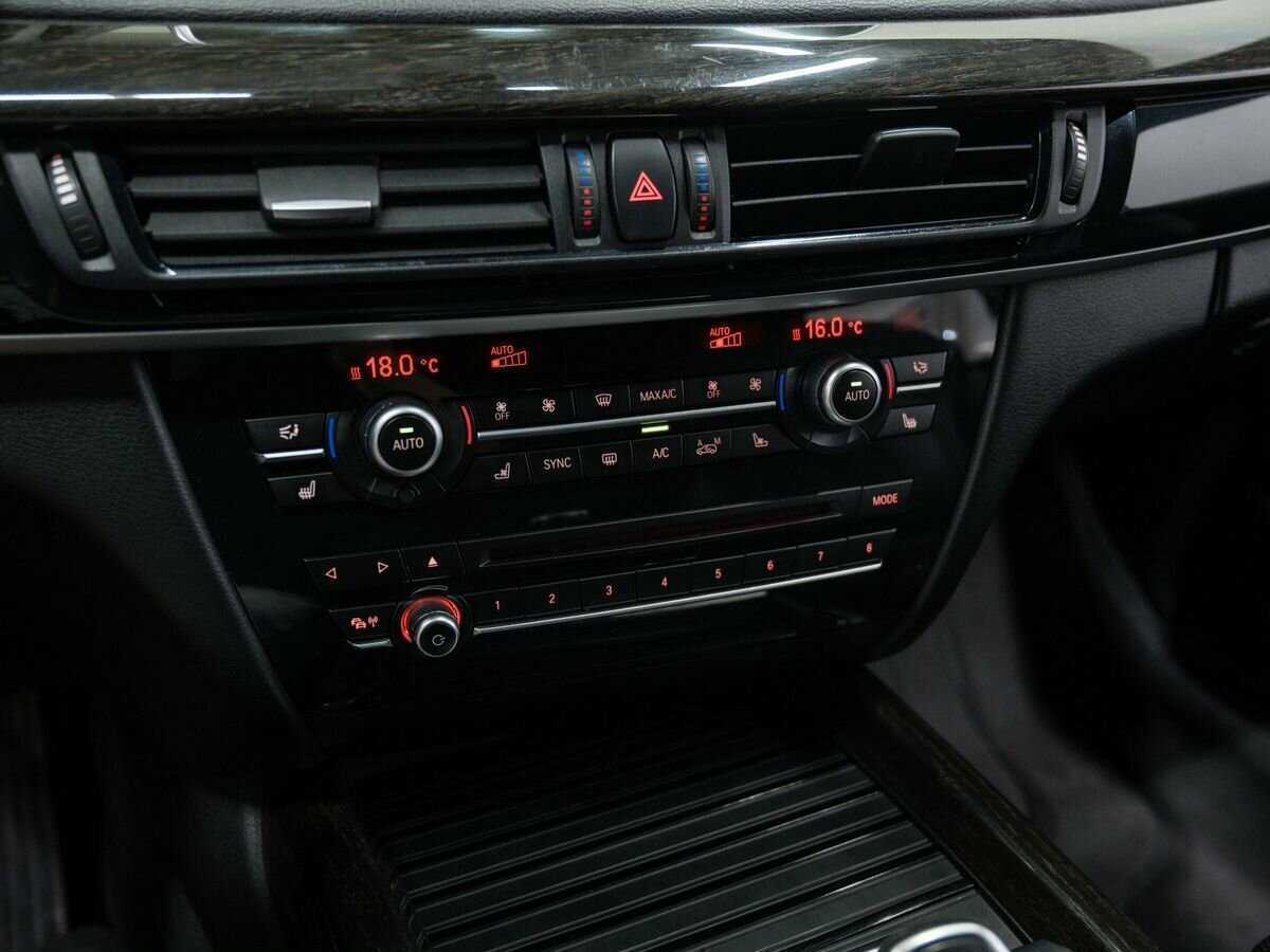 Купить BMW X5 с пробегом. Фото: #17