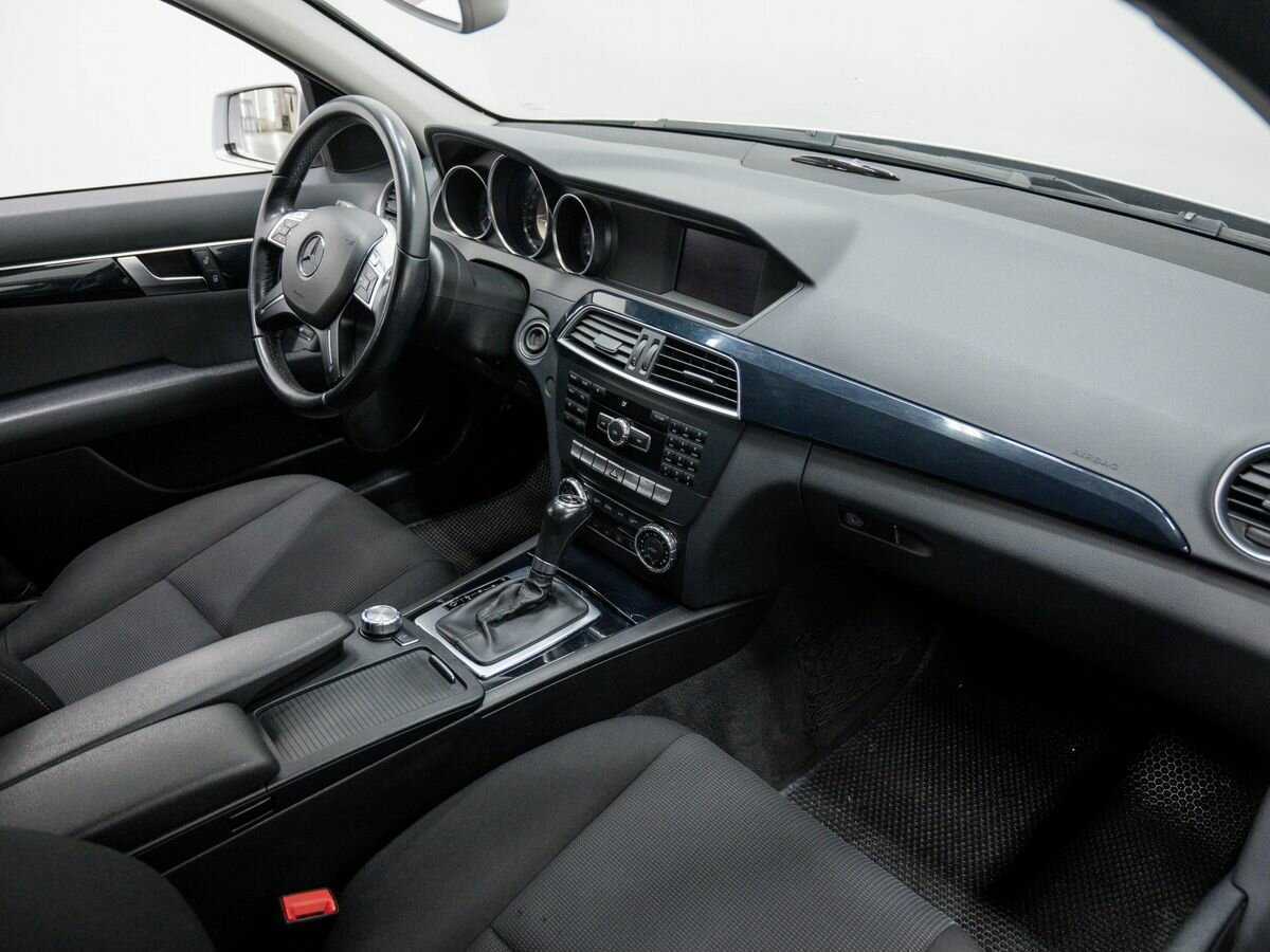 Купить Mercedes-Benz C-Класс с пробегом. Фото: #6