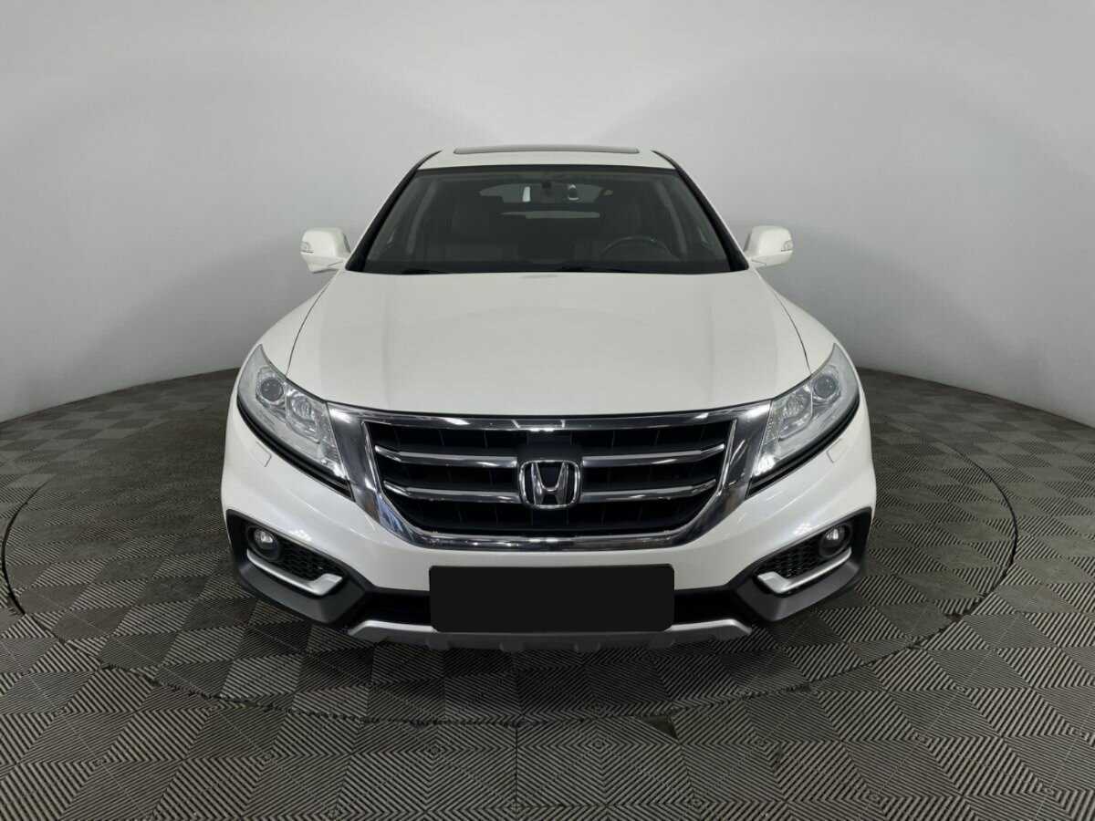 Купить Honda Crosstour с пробегом. Фото: #1