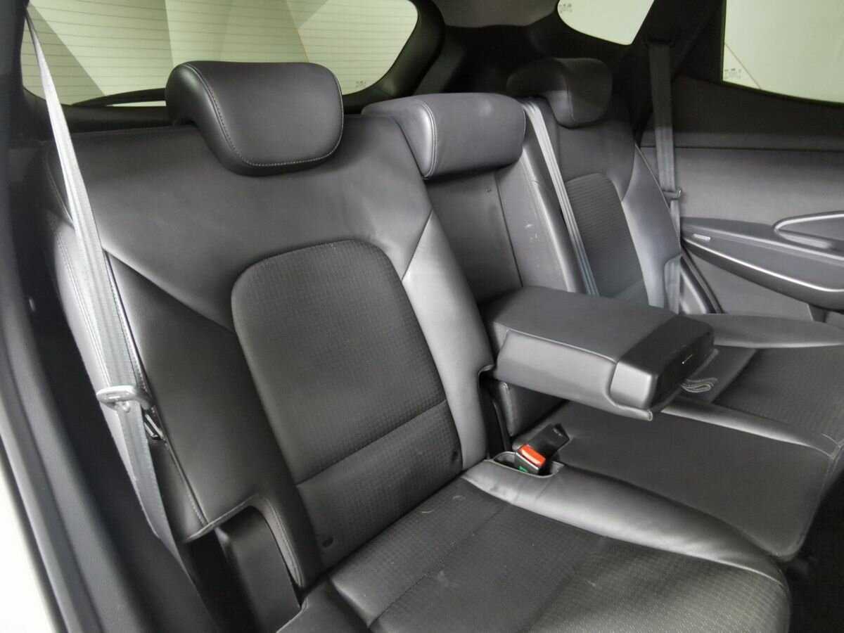 Купить Hyundai Santa Fe с пробегом. Фото: #12