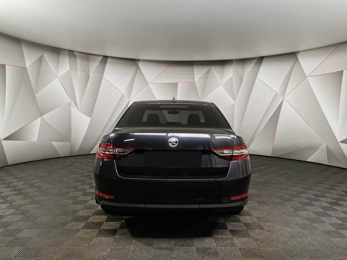Купить Skoda Superb с пробегом. Фото: #7