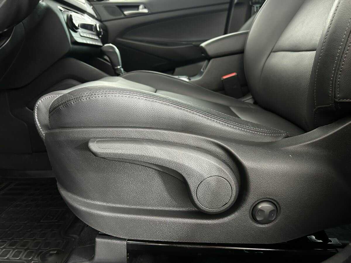 Купить Hyundai Tucson с пробегом. Фото: #9