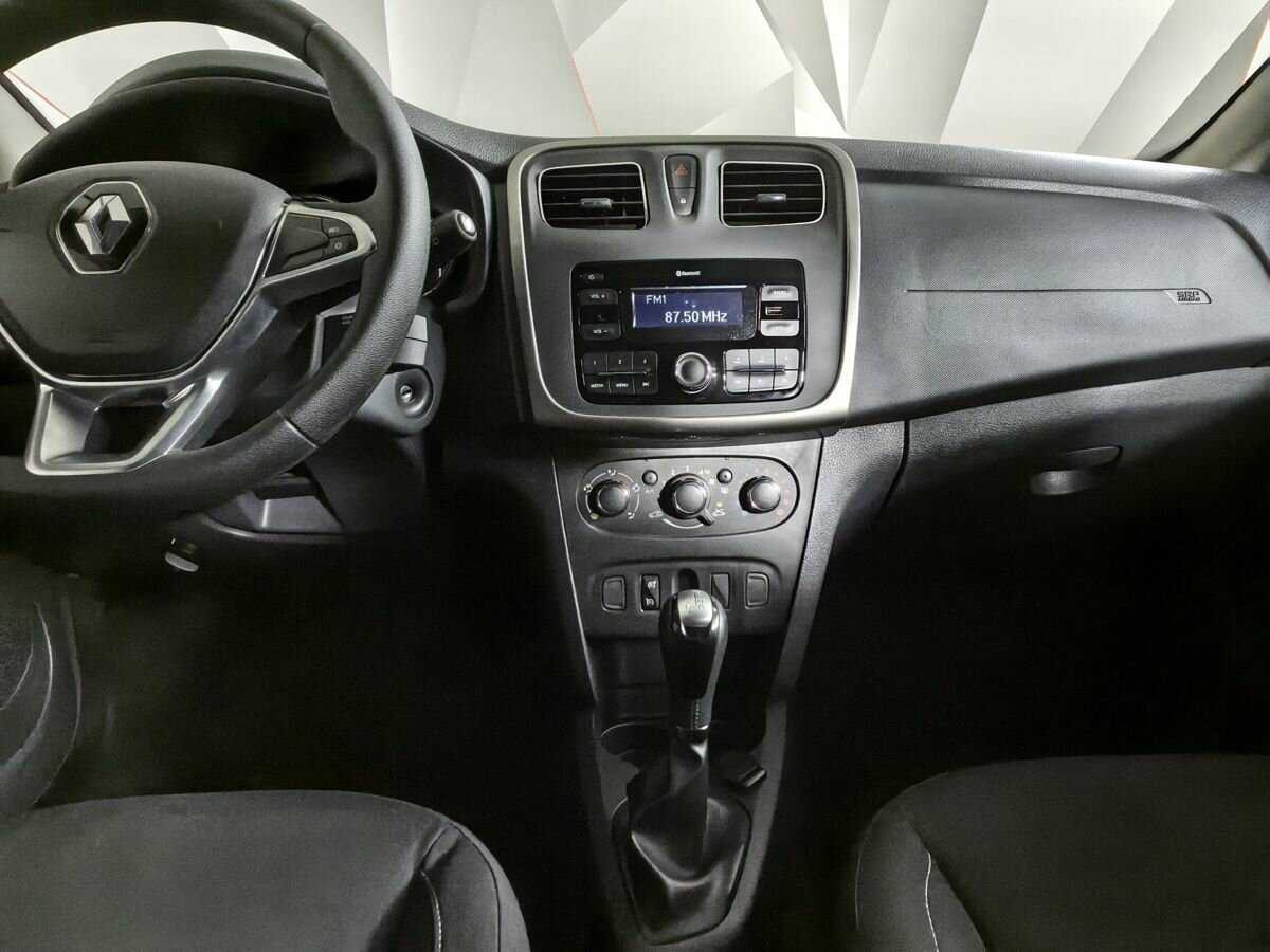 Купить Renault Sandero с пробегом. Фото: #10