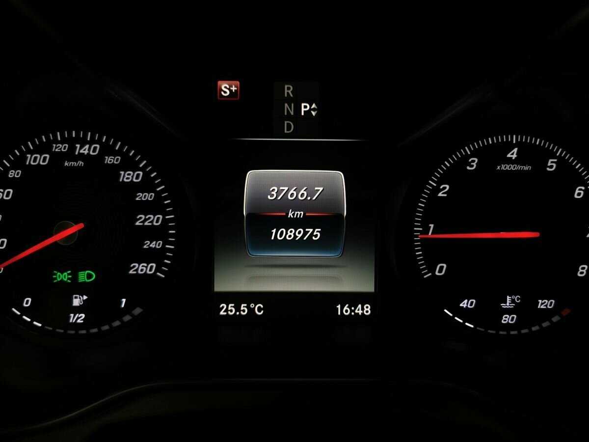 Купить Mercedes-Benz C-Класс с пробегом. Фото: #15