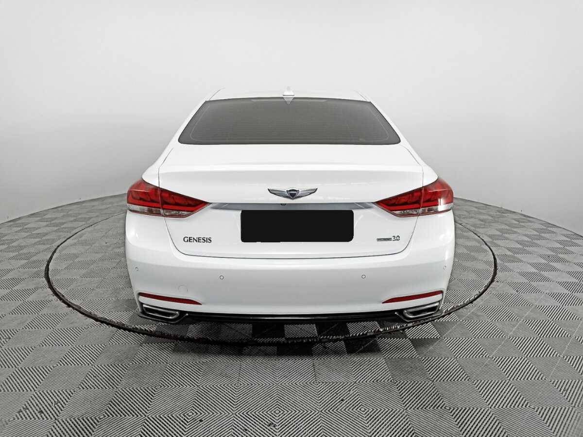 Купить Hyundai Genesis с пробегом. Фото: #5