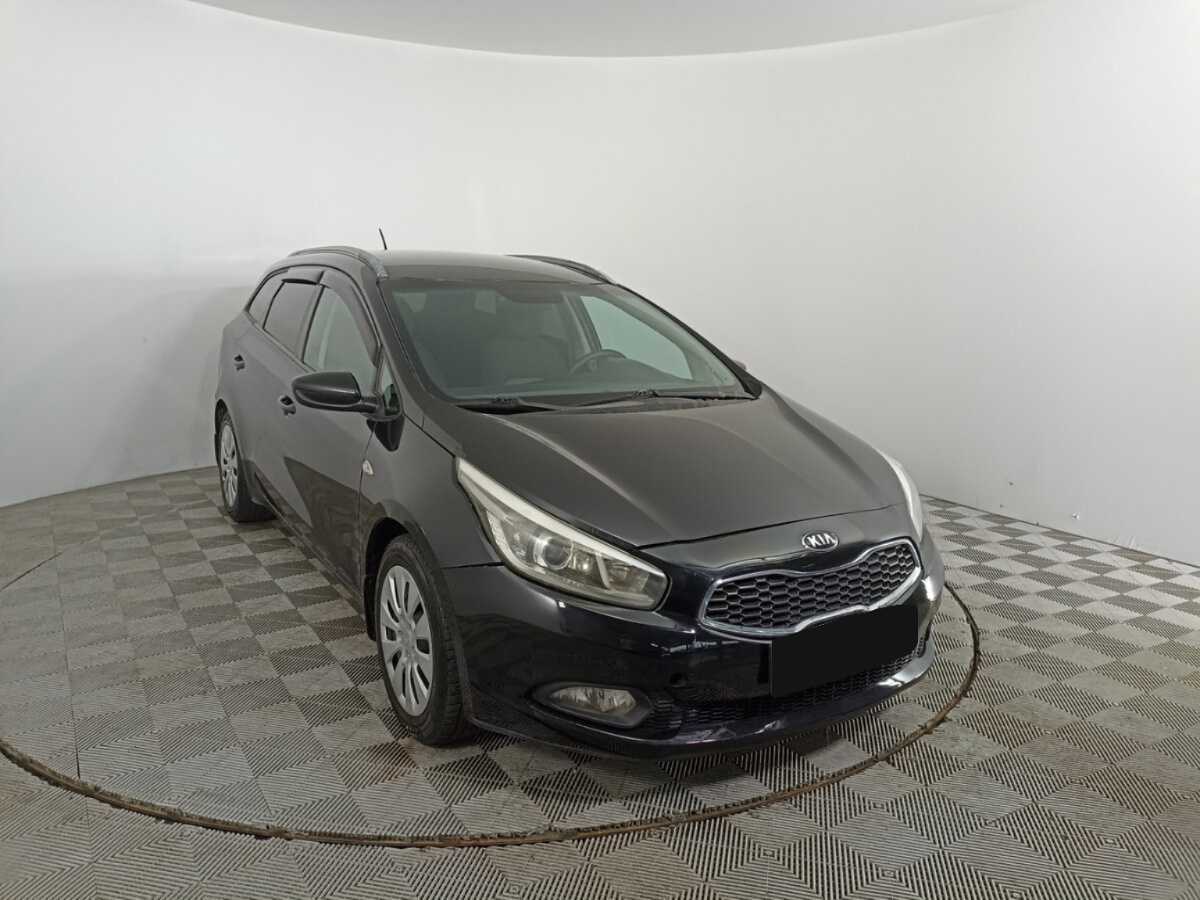 Купить Kia Ceed с пробегом. Фото: #2